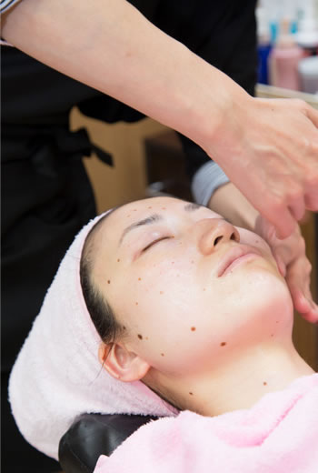 LADIES SHAVING